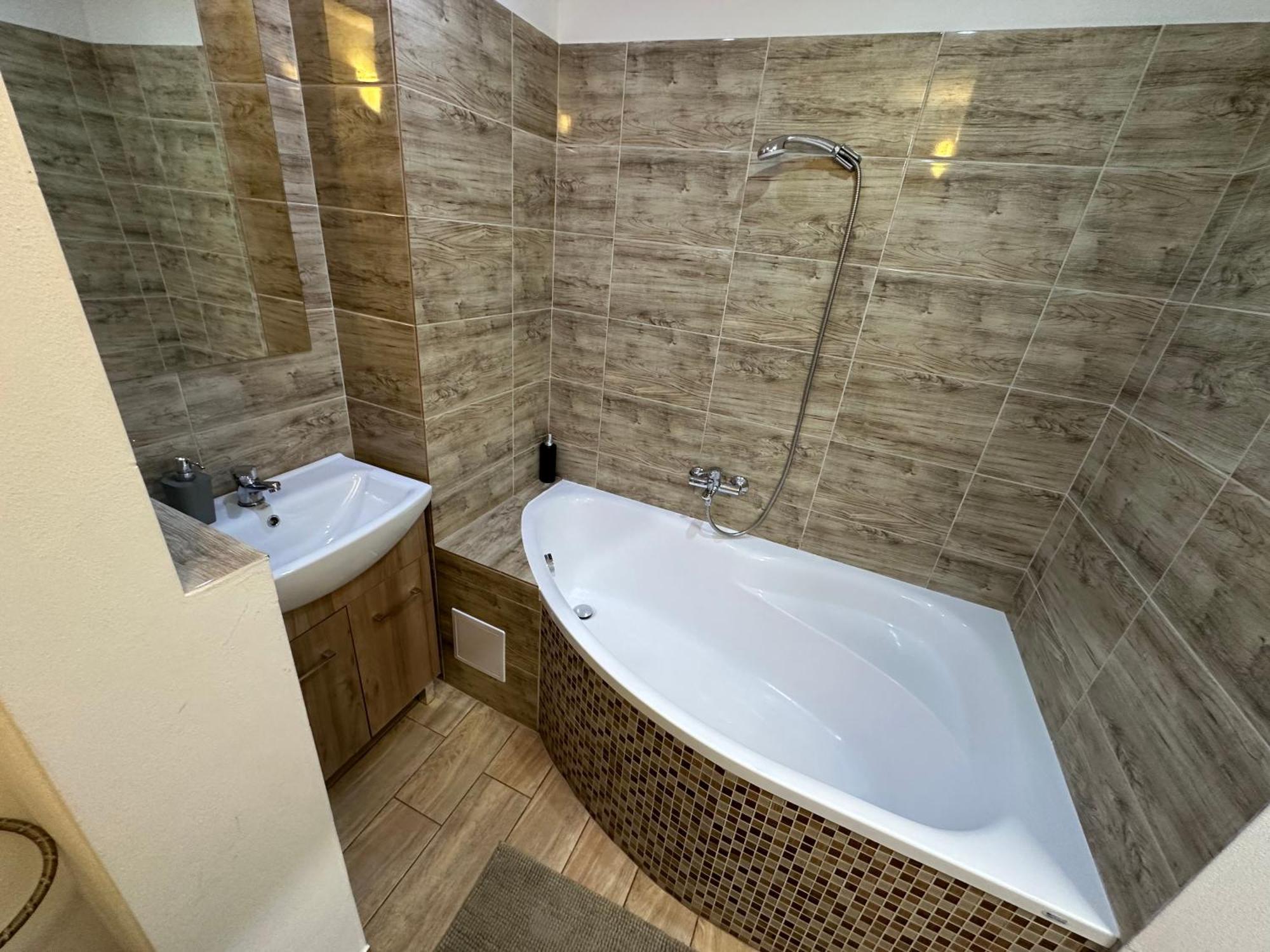 Apartman Bb-Centrum1 Banská Bystrica Dış mekan fotoğraf